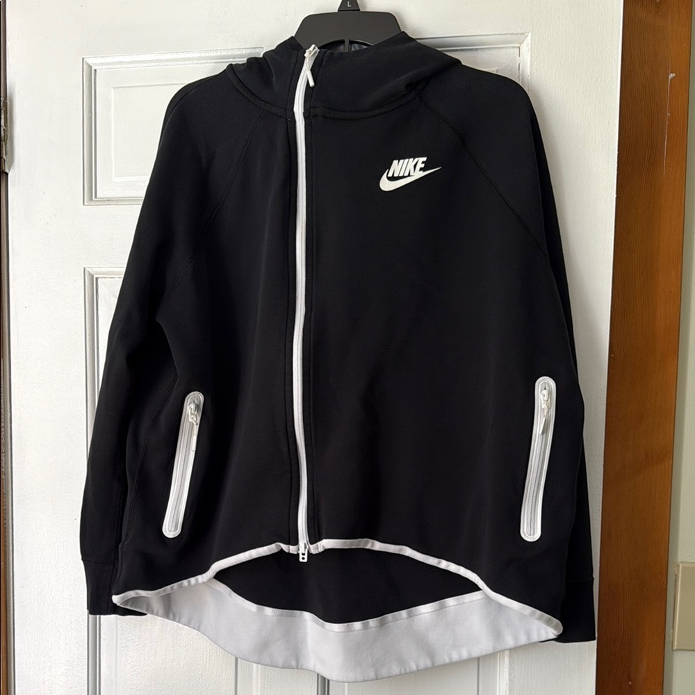 Nike Black and White Women's Jacket